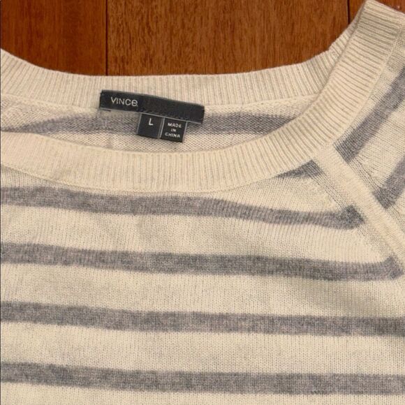 NWOT Vince Women’s Colorblock Striped Cashmere Wool Sweater Size L - Picture 2 of 9